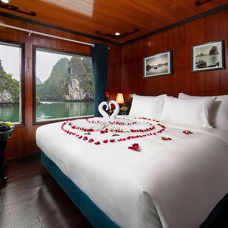 Hotel Flamingo Luxury Cruises Hạ Long Exterior foto