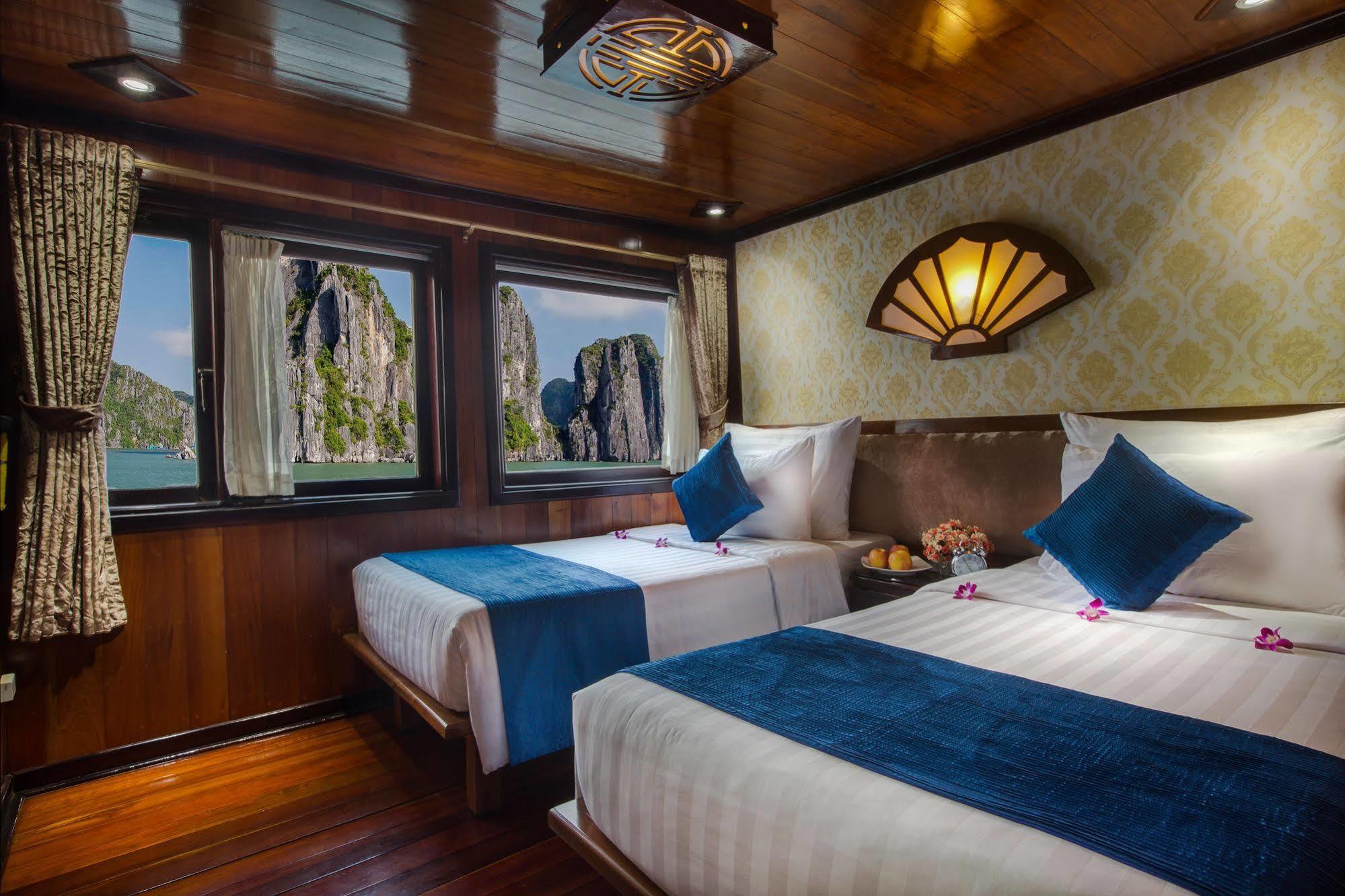 Hotel Flamingo Luxury Cruises Hạ Long Exterior foto