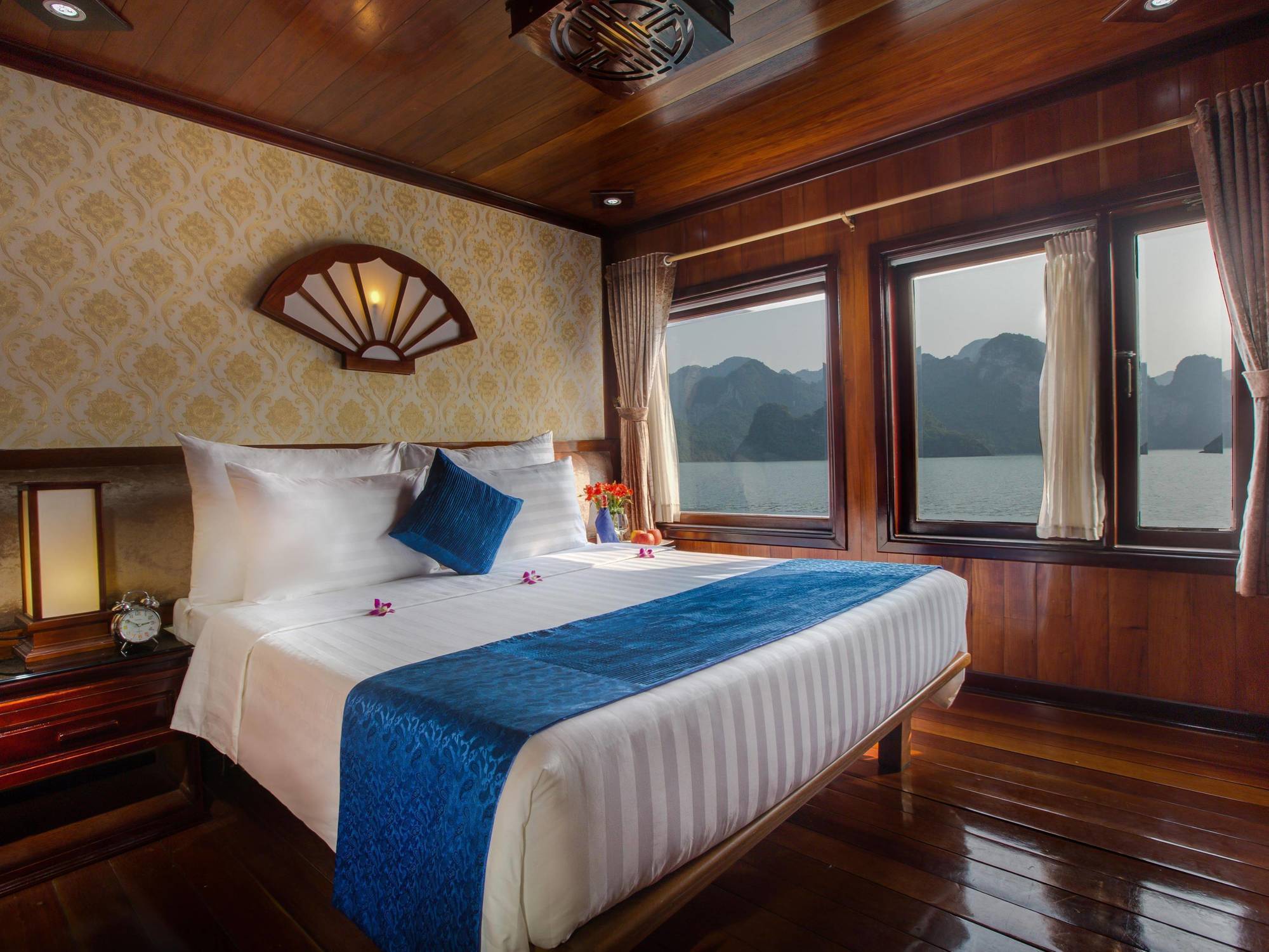 Hotel Flamingo Luxury Cruises Hạ Long Exterior foto