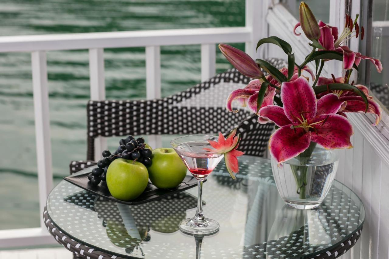 Hotel Flamingo Luxury Cruises Hạ Long Exterior foto