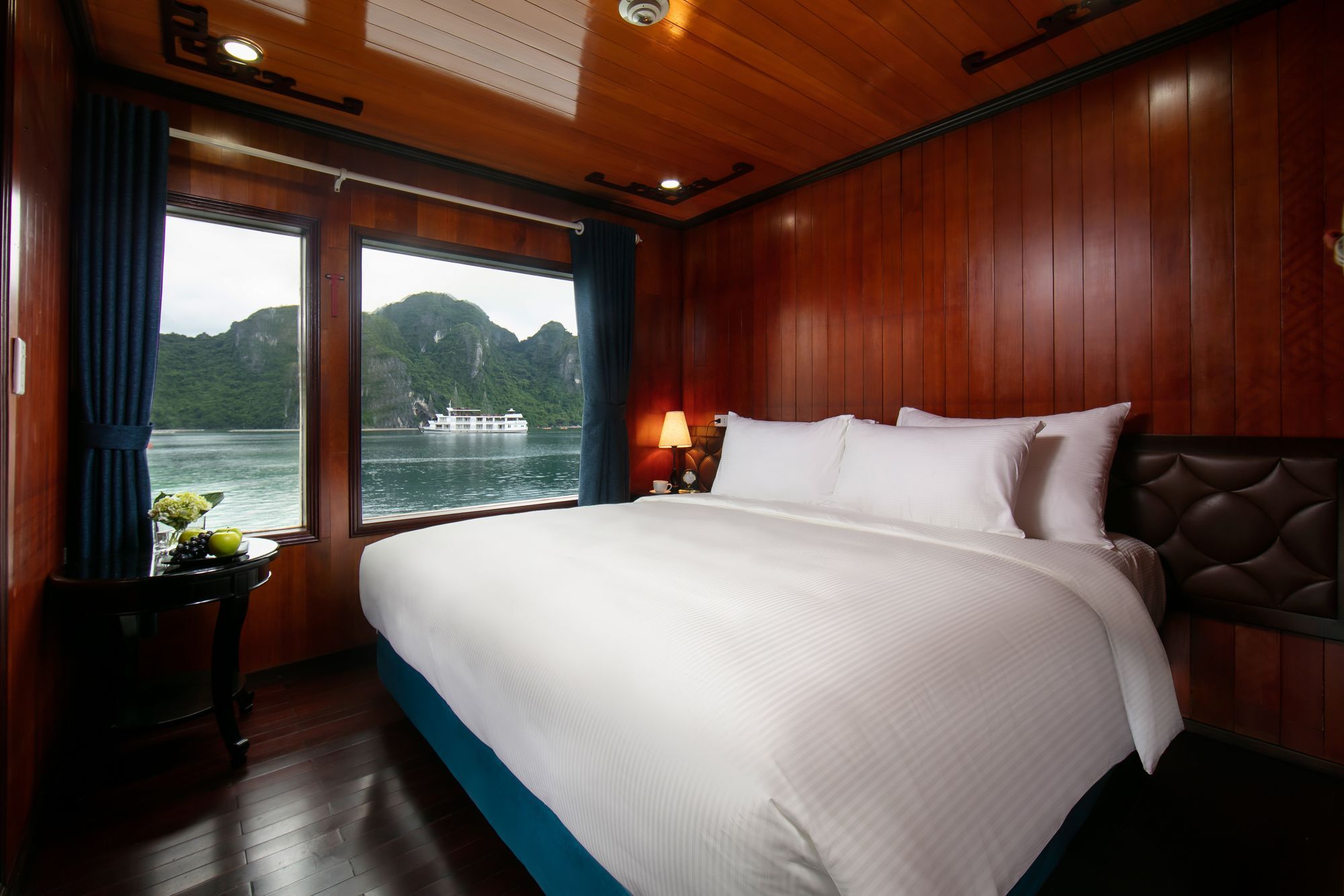 Hotel Flamingo Luxury Cruises Hạ Long Exterior foto