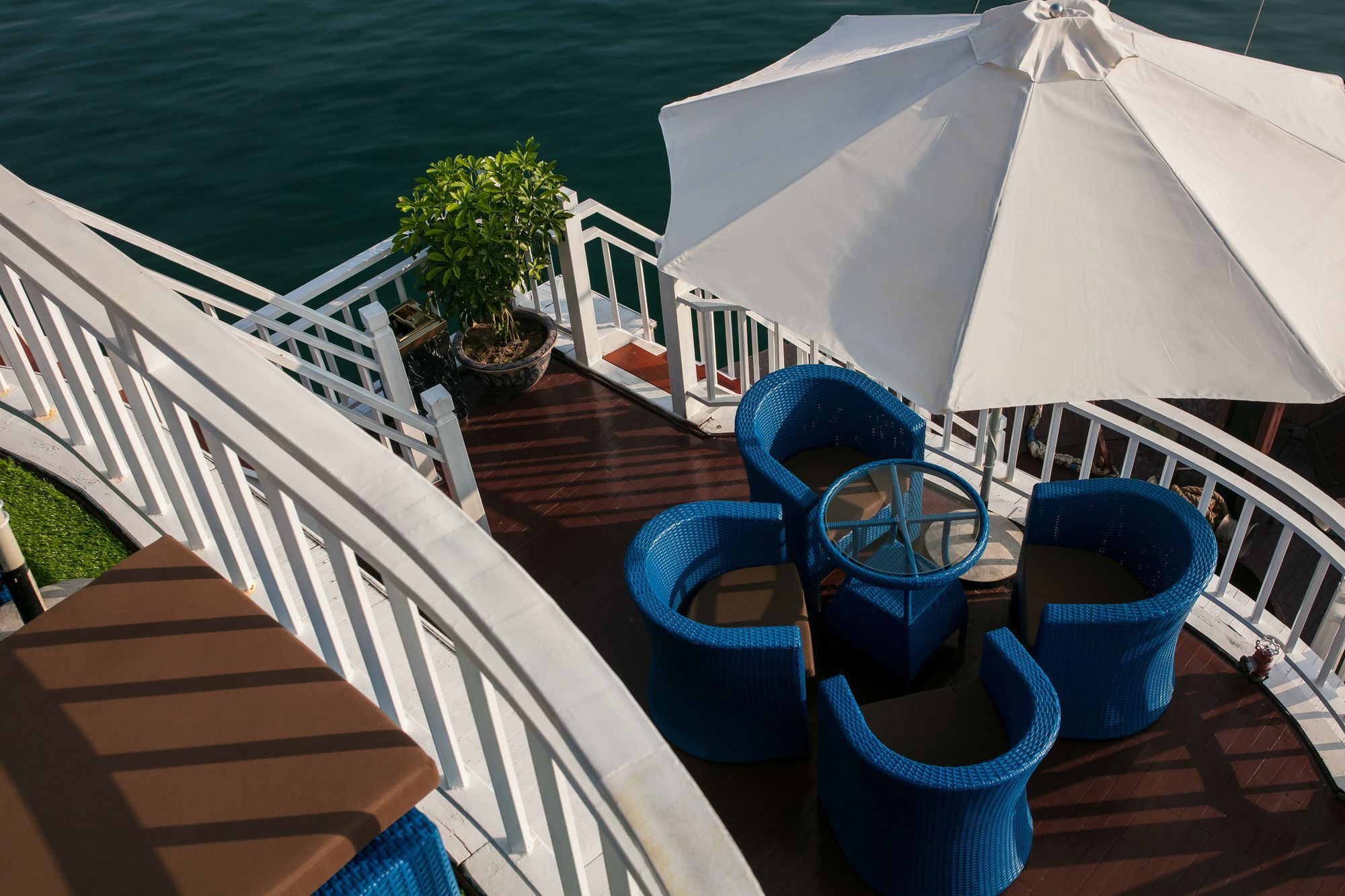 Hotel Flamingo Luxury Cruises Hạ Long Exterior foto