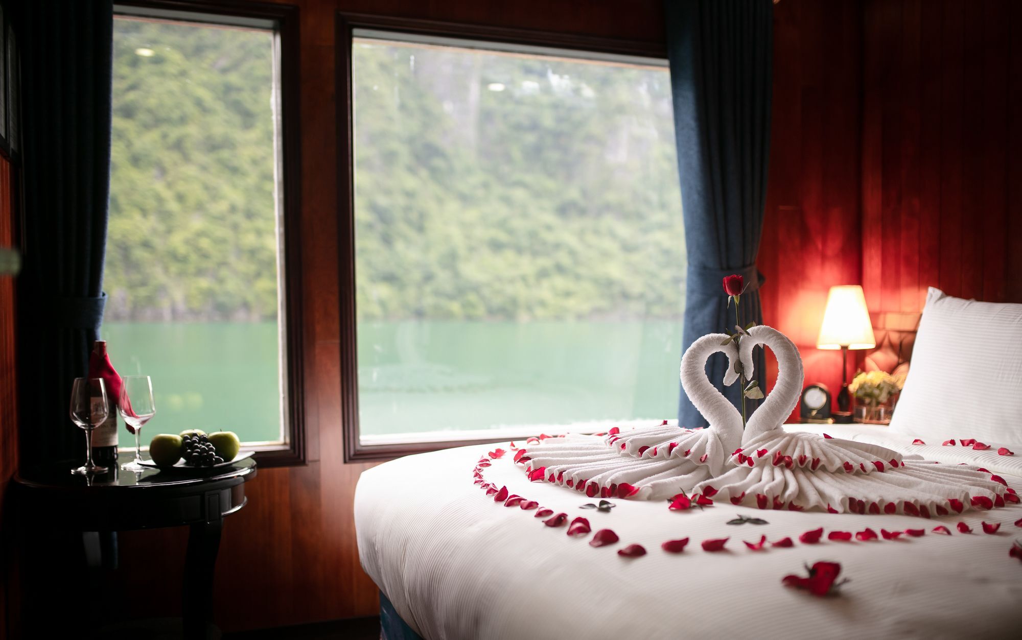 Hotel Flamingo Luxury Cruises Hạ Long Exterior foto